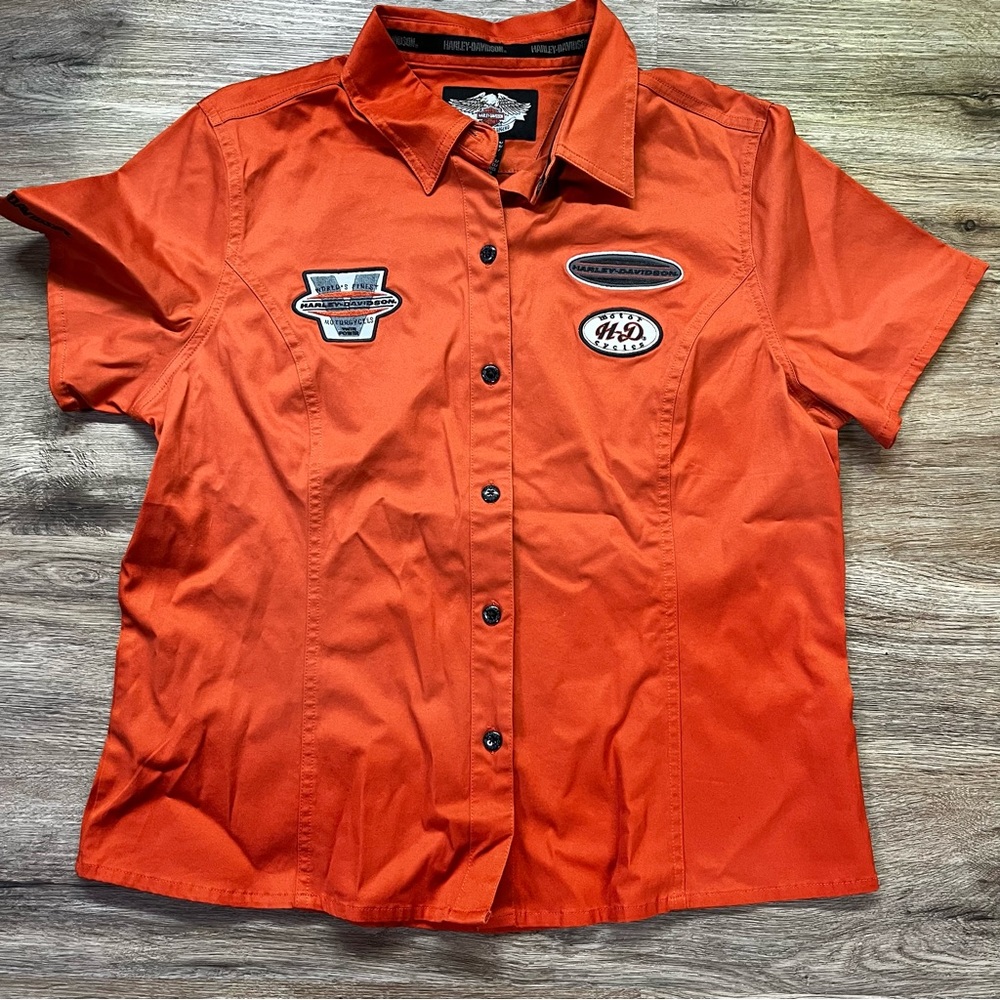 NWT Harley Davidson orange short sleeve button up collar